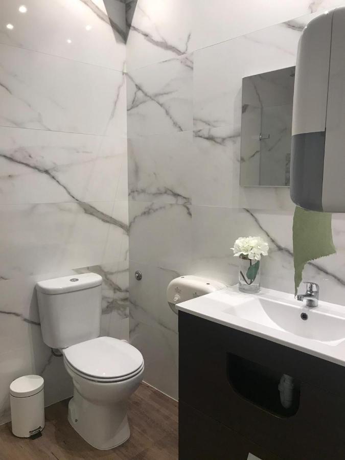 Junqueira76 Guesthouse Повуа-де-Варзін Екстер'єр фото