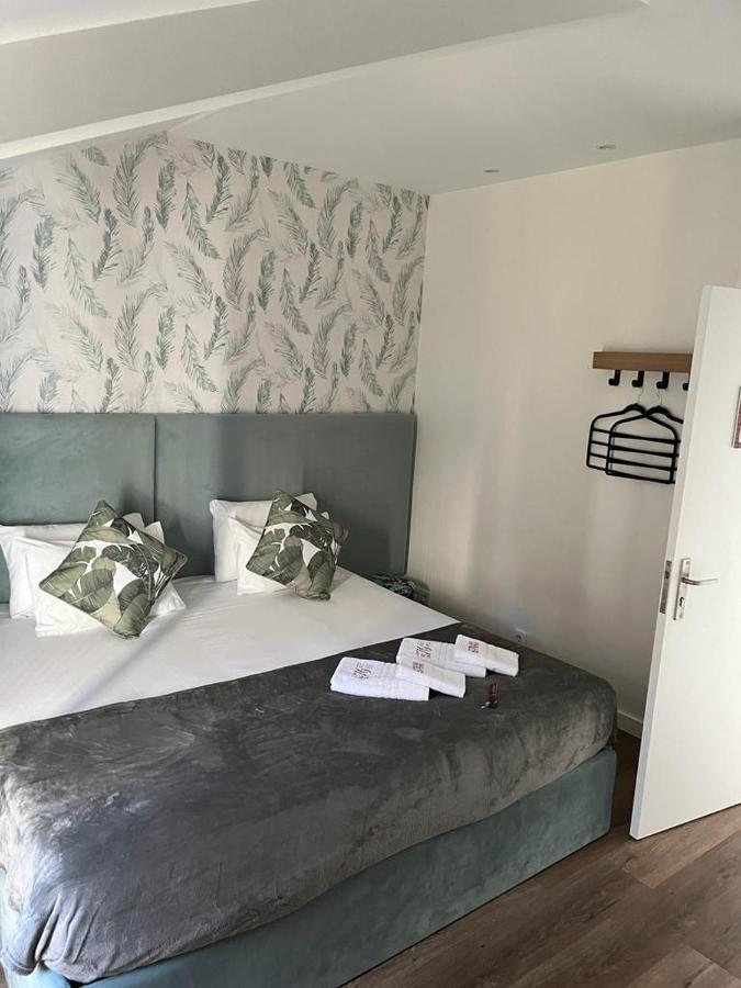 Junqueira76 Guesthouse Повуа-де-Варзін Екстер'єр фото