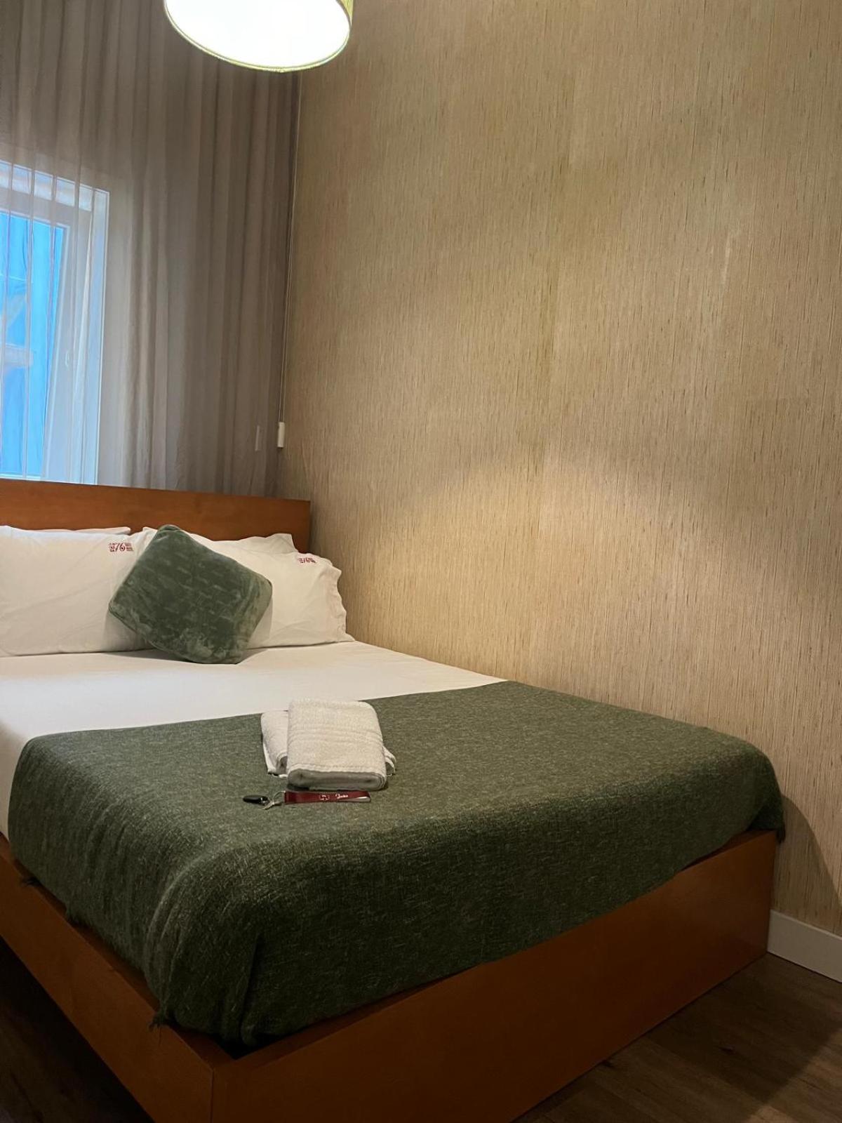 Junqueira76 Guesthouse Повуа-де-Варзін Екстер'єр фото